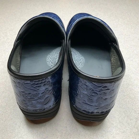 Dansko XP 2.0 Professional Clog 37 Patent Navy Blue Embossed Floral - Picture 5 of 10